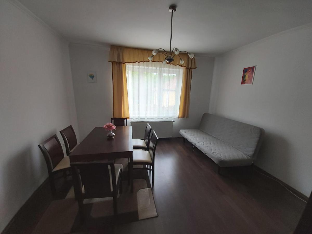 Polonia Apartman Apartamento Egerszalók Exterior foto