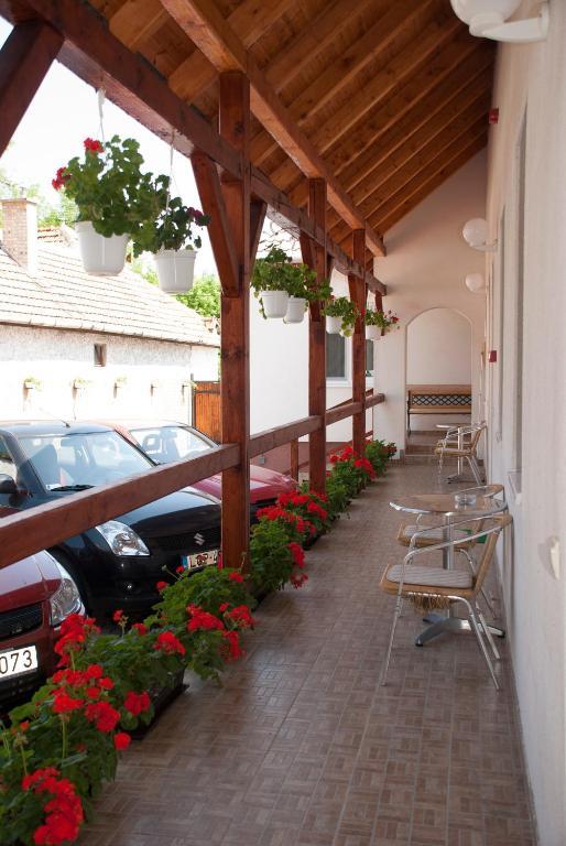 Polonia Apartman Apartamento Egerszalók Quarto foto