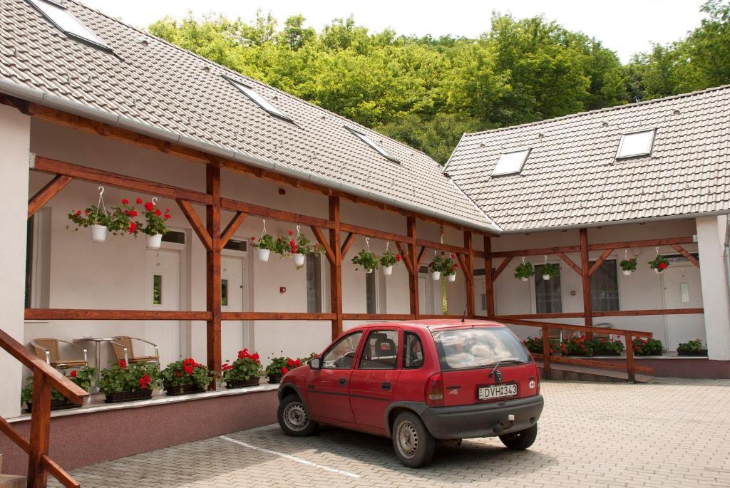 Polonia Apartman Apartamento Egerszalók Exterior foto