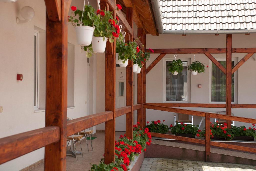 Polonia Apartman Apartamento Egerszalók Exterior foto