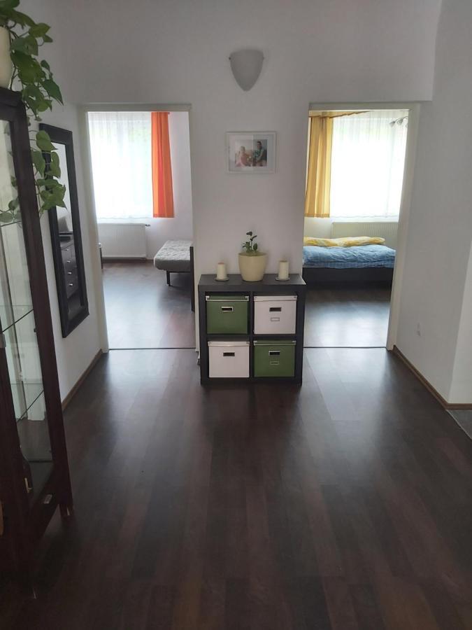 Polonia Apartman Apartamento Egerszalók Exterior foto